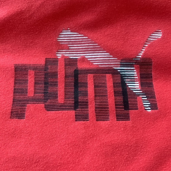 Puma T-shirt - Picture 3 of 7